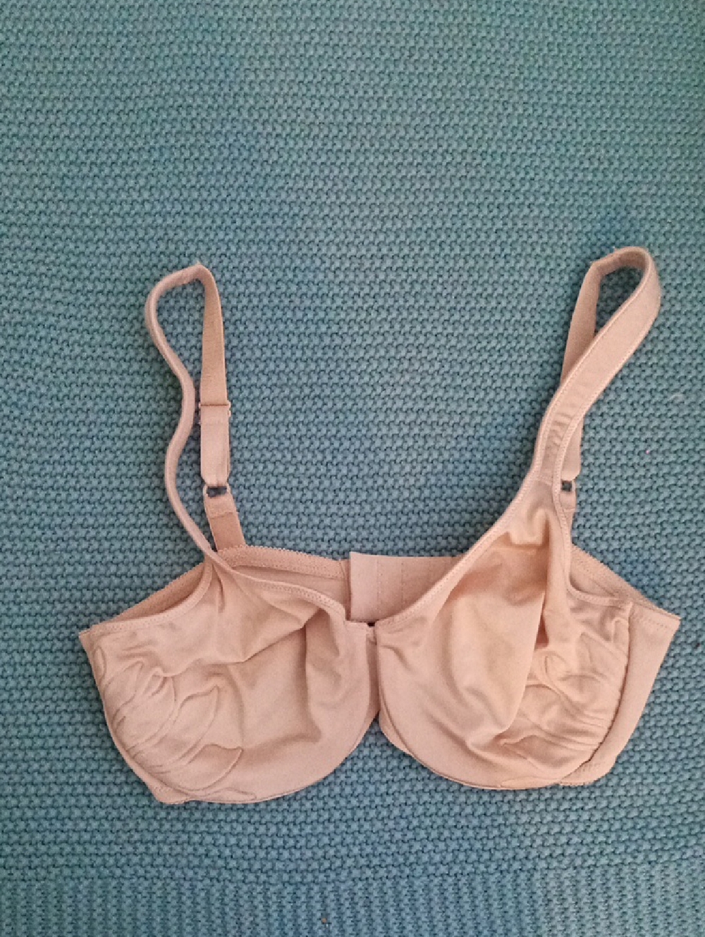 Bali 36D Classic Nude Side Lift  Underwire Bra